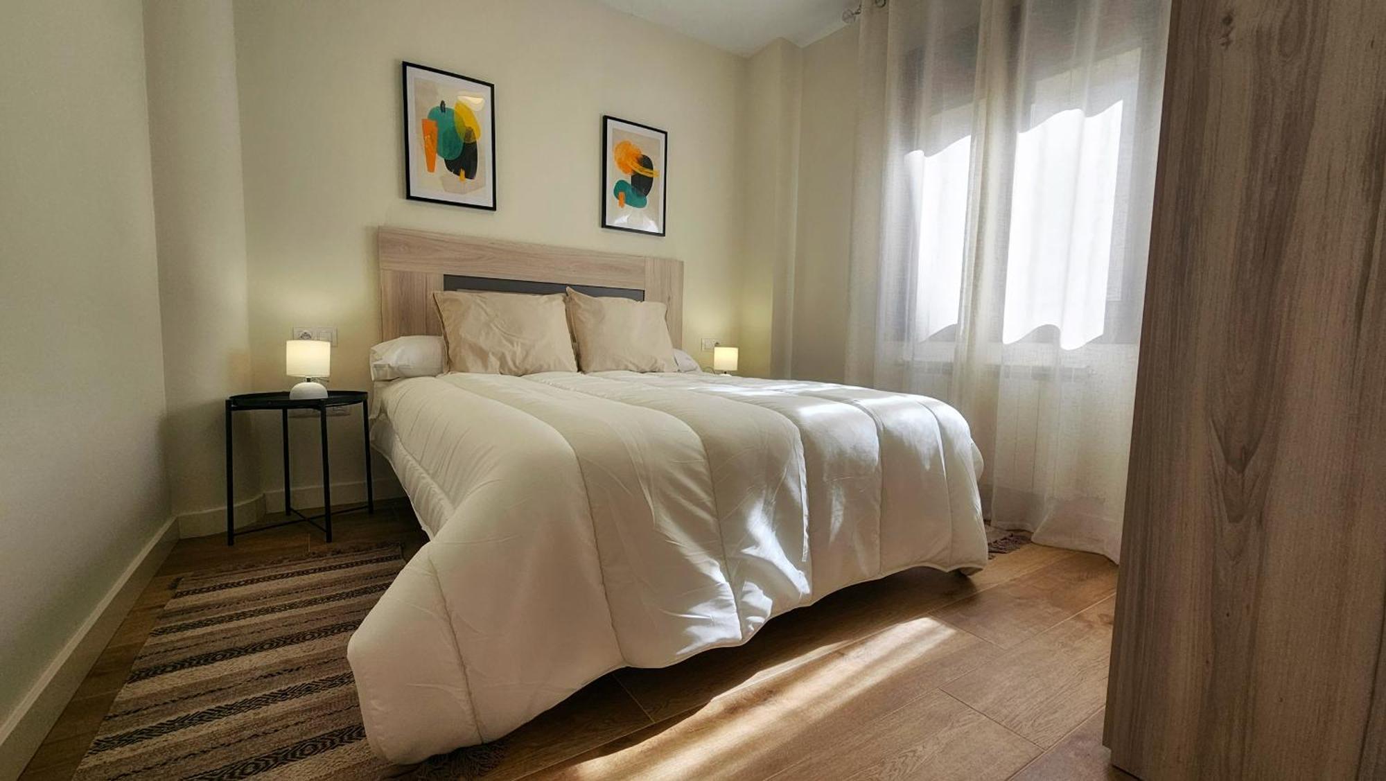 Apartamentos La Florida カサラレイナ エクステリア 写真